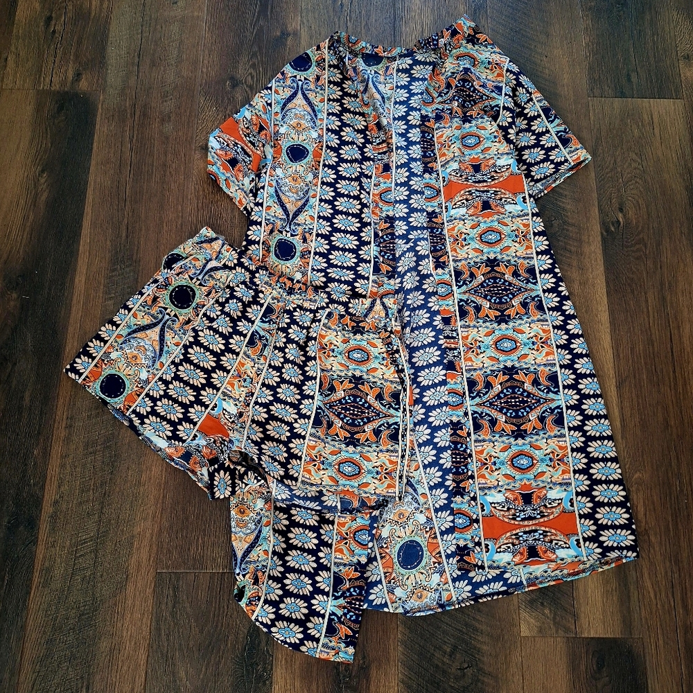 NWOT Colorful Patterned Cover Up and Short Set in 0XL